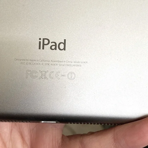 iPad GEN I 16MB